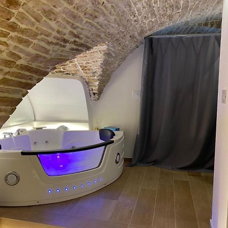Suite Spa Of Dreams Bitonto Exterior foto